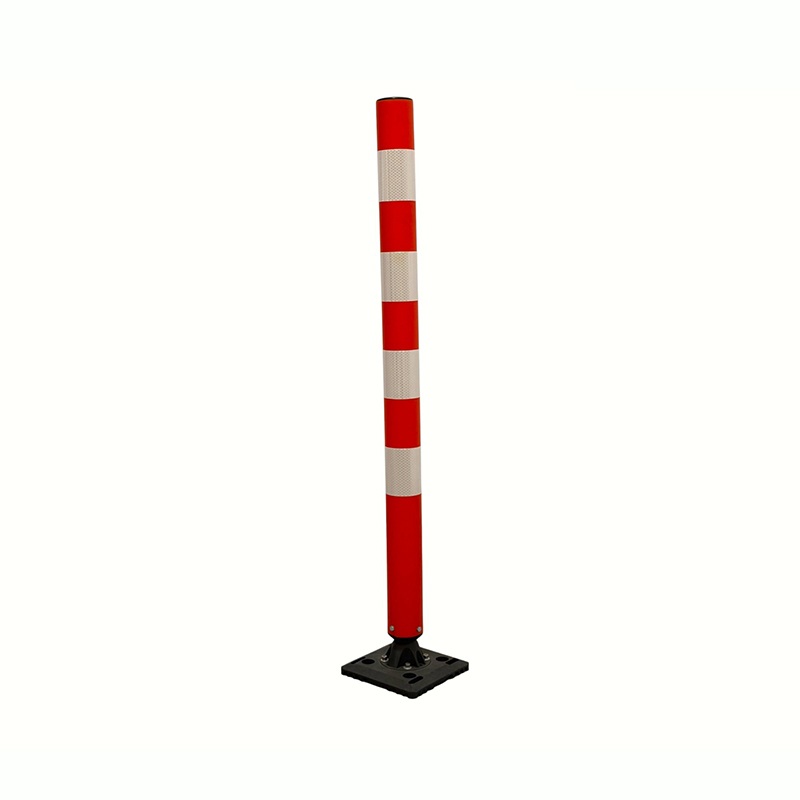 Overflatemontert trafikkavgrensningsstolpe med nedskrubar base Overflatemontert trafikkavgrensningsstolpe med nedskrubar base