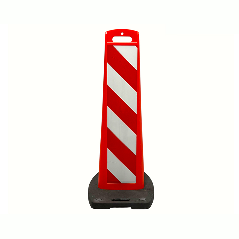 Heavy-Duty Traffic Delineator Panel med vektet resirkulert gummibase