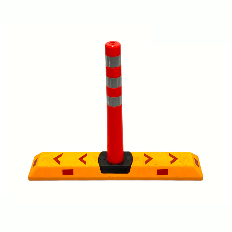 Modulær fleksibel avgrensningsstolpe med trafikkfeltseparatorkant Modulær fleksibel avgrensningsstolpe med trafikkfeltseparatorkant