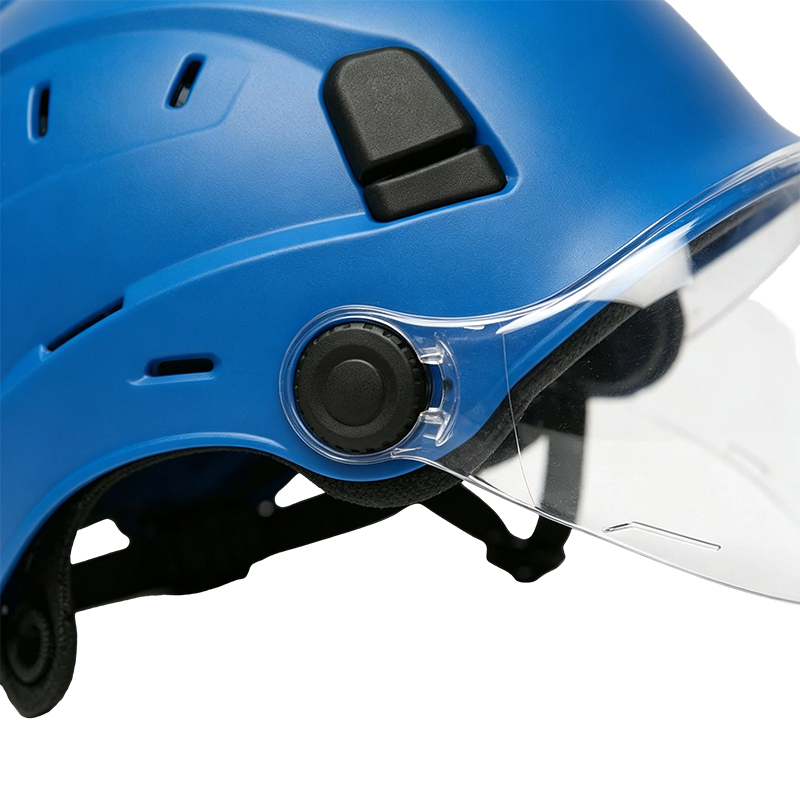 Goggles hjelm med integrert uttrekkbart visir
